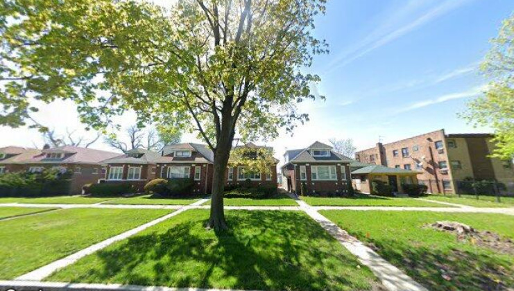 7516 s wabash ave, chicago, il 60619