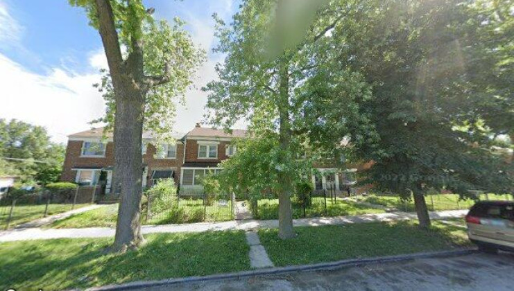 735 e 105th st, chicago, il 60628