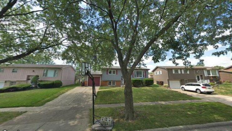 5735 dover rd, oak forest, il 60452