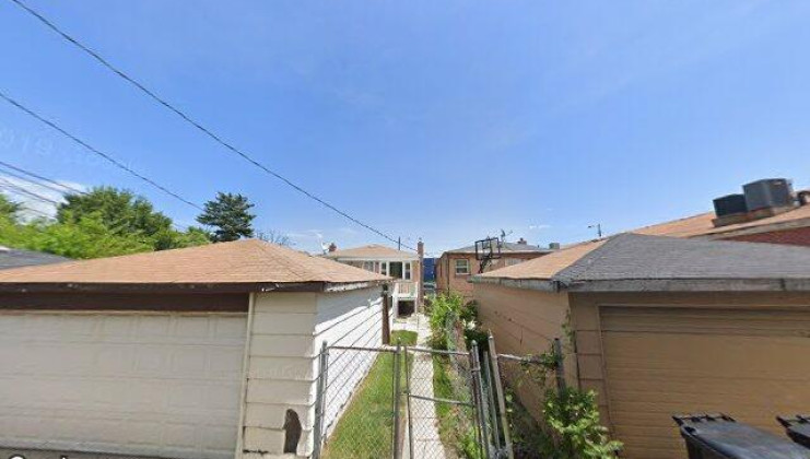 8948 s vincennes, chicago, il 60620