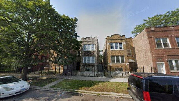 1052 n springfield ave, chicago, il 60651