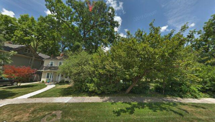 172 barrypoint rd, riverside, il 60546