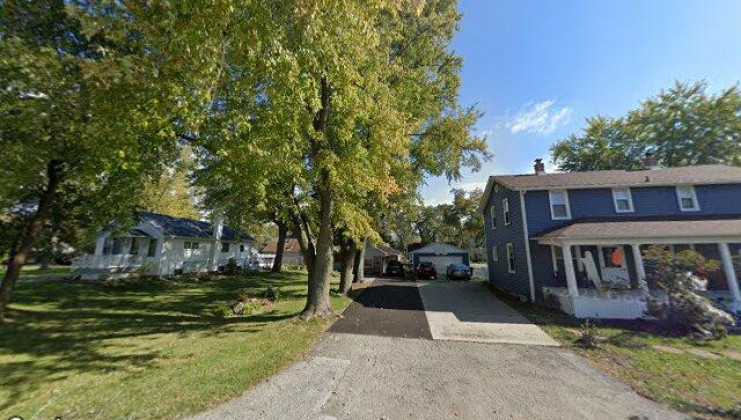 6s310 4th st, eola, il 60519