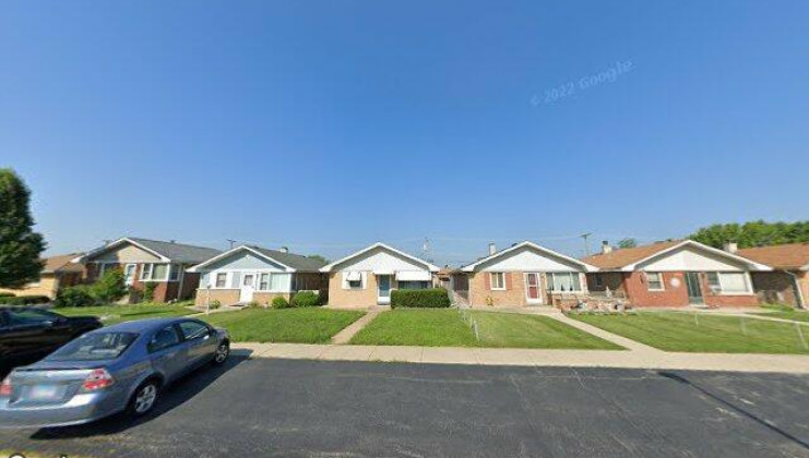 7616 lorel ave, burbank, il 60459