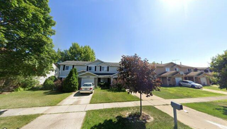 1404 chippewa trl, wheeling, il 60090