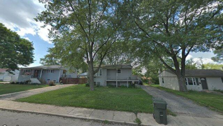 18 birch st, carpentersville, il 60110