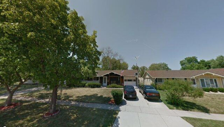 506 robinhood dr, streamwood, il 60107