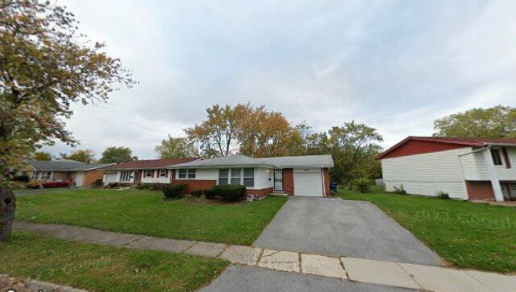 3212 maple ln, hazel crest, il 60429