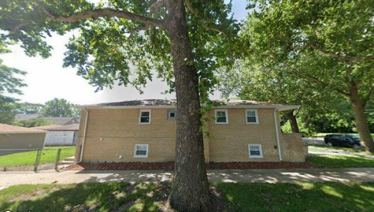 8501 s hoyne ave, chicago, il 60620