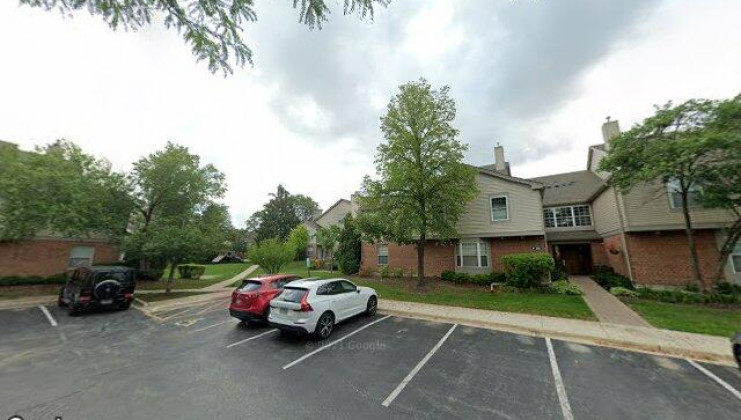 124 white oak ct apt 4, schaumburg, il 60195