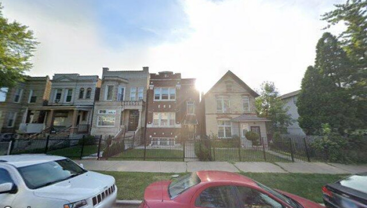 2112 s drake ave, chicago, il 60623