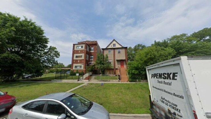 5920 s calumet ave, chicago, il 60637