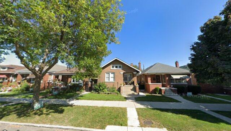 5725 s troy st, chicago, il 60629