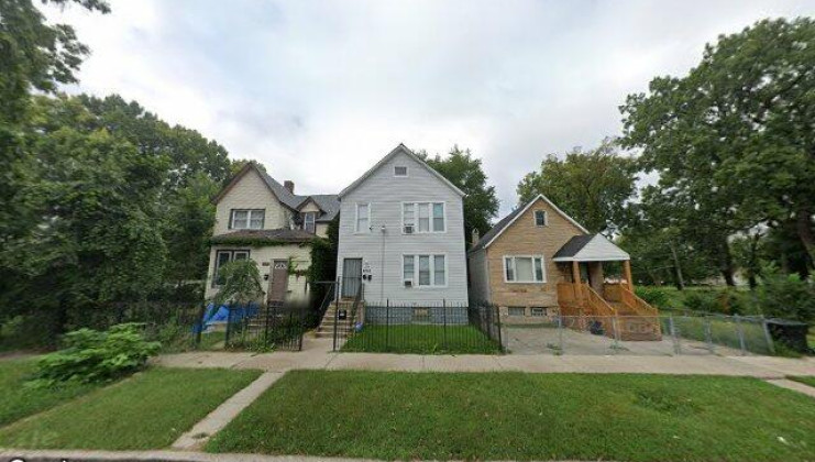 8028 s normal ave, chicago, il 60620