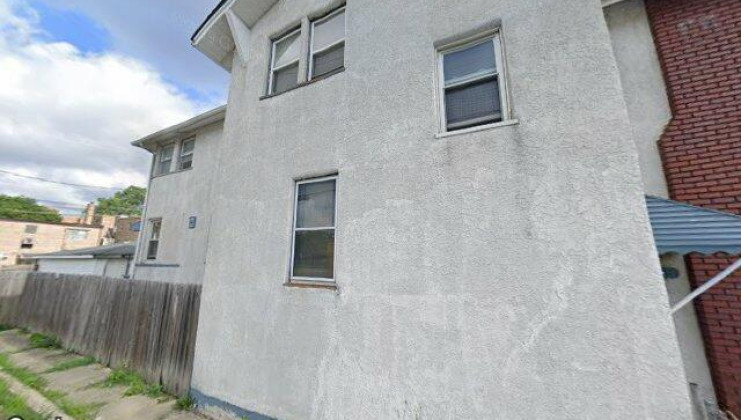 9440 s loomis st, chicago, il 60620