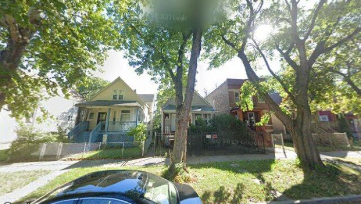 7823 s marquette ave, chicago, il 60649