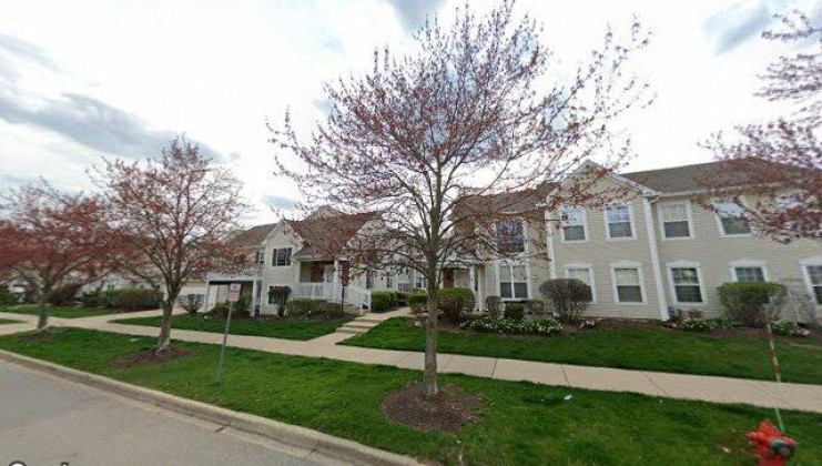 611 hidden creek ln unit 38-6, north aurora, il 60542