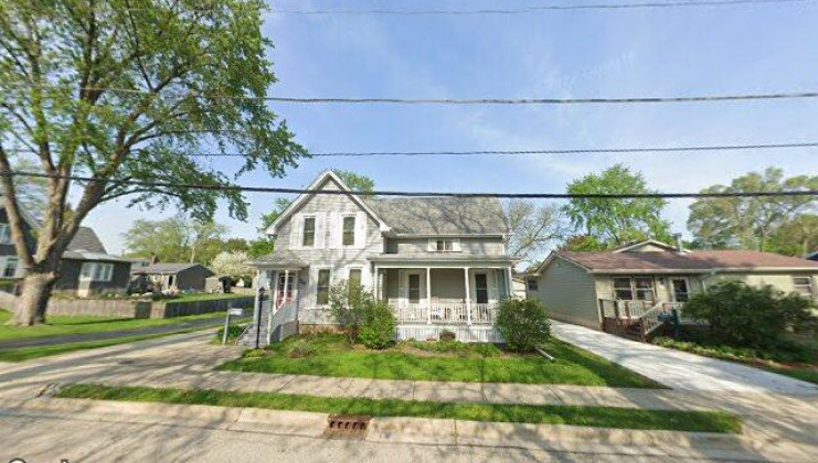 38 n green st, carpentersville, il 60110