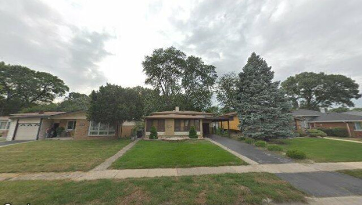 17214 country ln, east hazel crest, il 60429