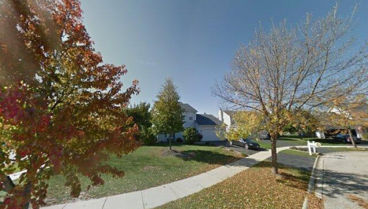 2477 green valley ct, aurora, il 60504