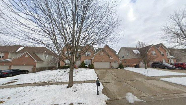 409 elderberry ln, streamwood, il 60107