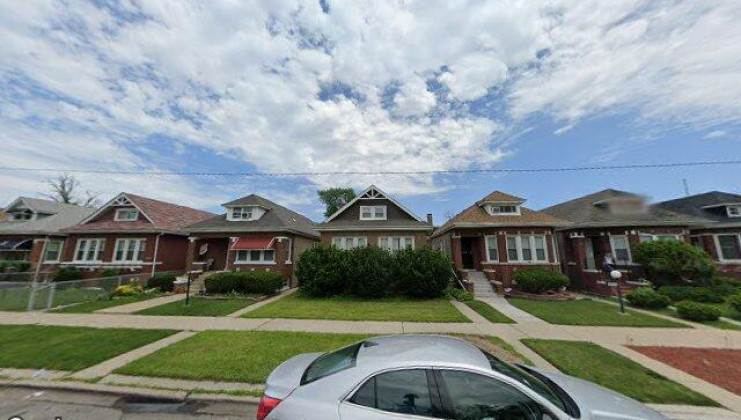 8837 s throop st, chicago, il 60620