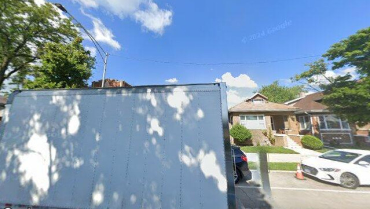 8024 s loomis blvd, chicago, il 60620