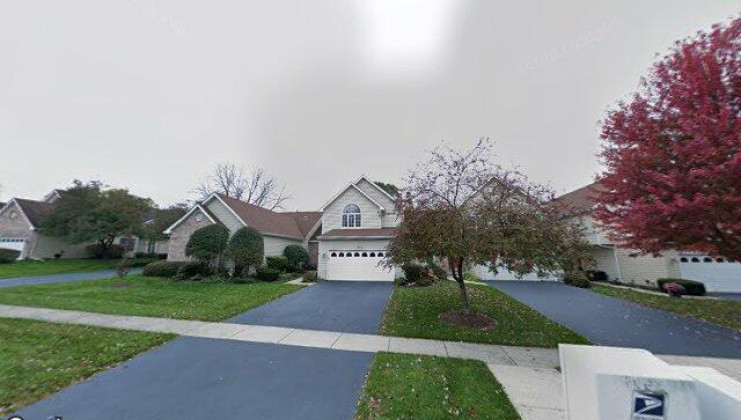 914 gosselin cir, batavia, il 60510