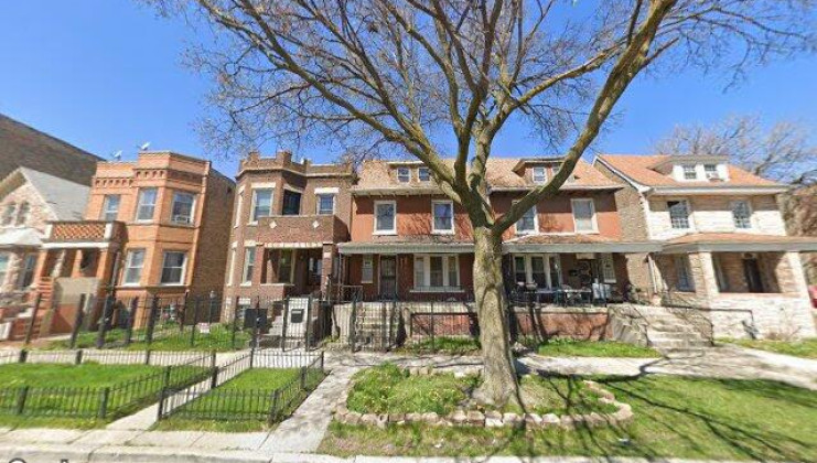 4346 w gladys ave, chicago, il 60624