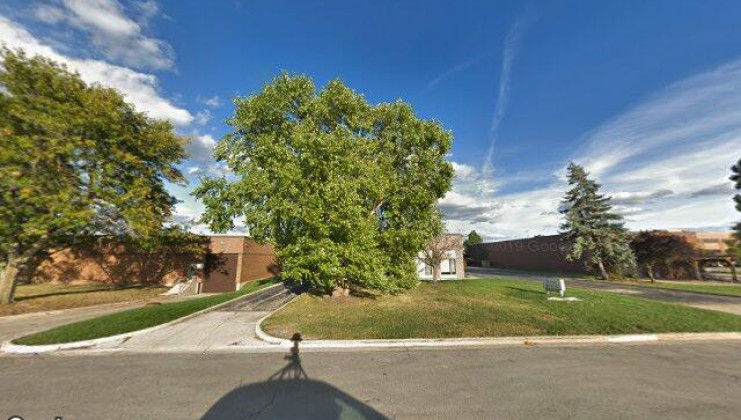 1515 commerce dr, elgin, il 60123