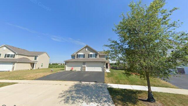 2640 carliste ln, hampshire, il 60140