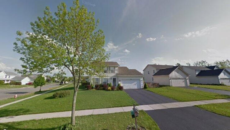 1169 e tedy ct, round lake beach, il 60073
