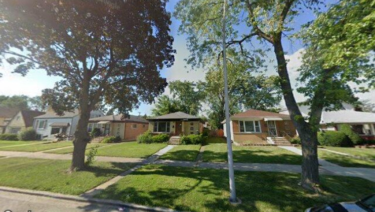 3607 monroe st, bellwood, il 60104