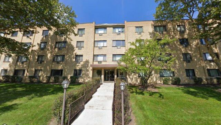 6660 s brainard unit 207, countryside, il 60525