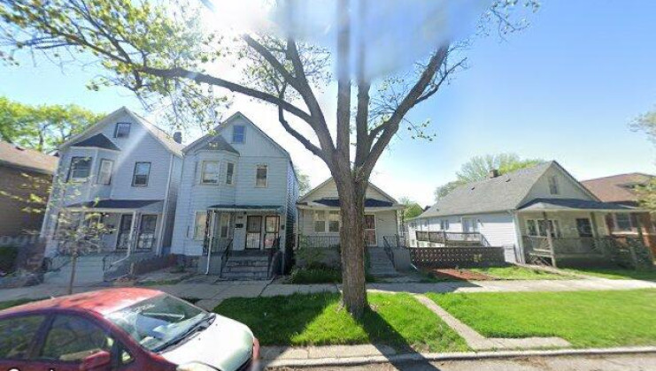 9750 s avenue j, chicago, il 60617