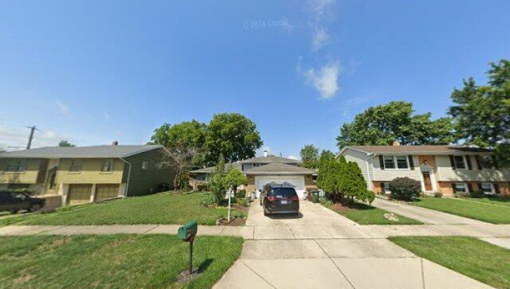 15112 crescent green dr, oak forest, il 60452