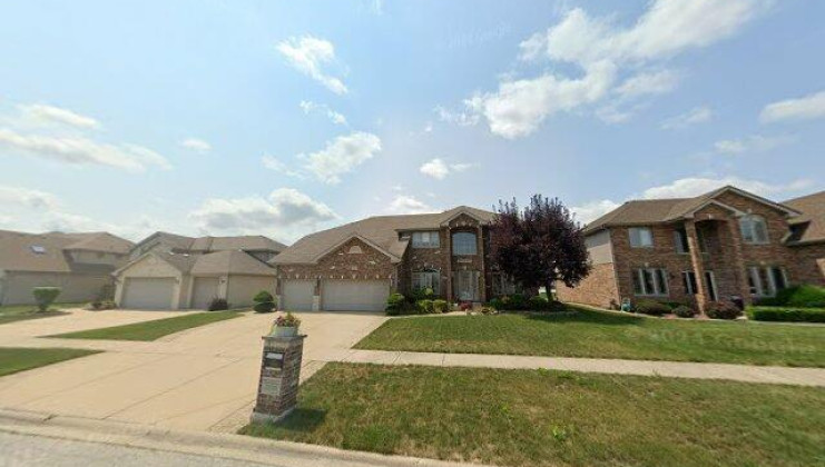 908 berkshire dr, matteson, il 60443