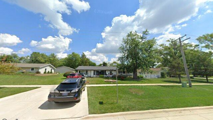 135 walnut st, schaumburg, il 60193