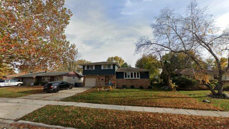 1641 lin lor ln, elgin, il 60123