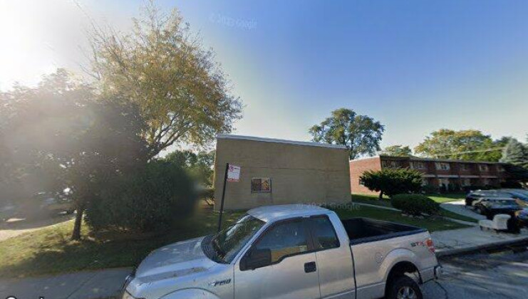 9550 s colfax ave, chicago, il 60617