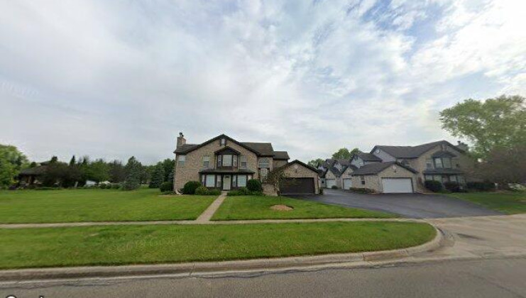 535 kresswood dr, mchenry, il 60050