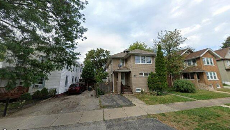 616 helmholz ave, waukegan, il 60085