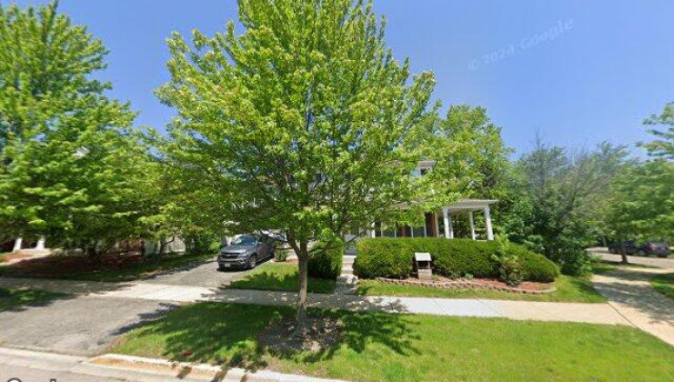 1150 symphony dr, aurora, il 60504