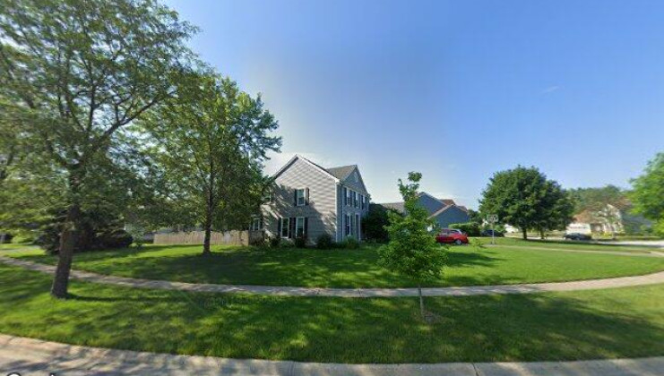 1465 woodscreek cir, crystal lake, il 60014