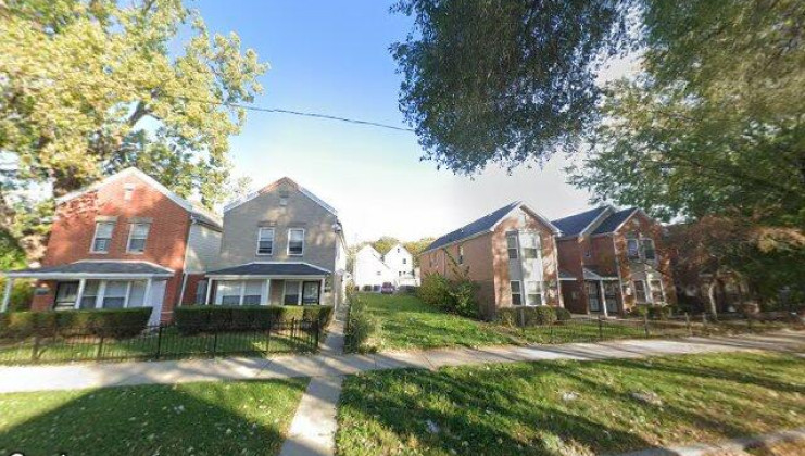8415 s buffalo ave, chicago, il 60617