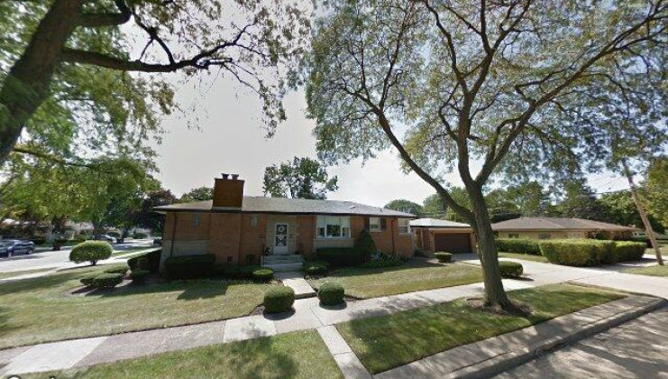 4235 lyons st, skokie, il 60076