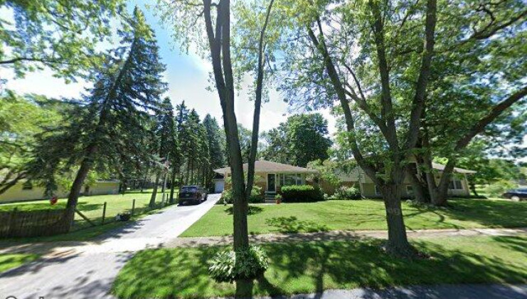 905 winthrop ct, zion, il 60099