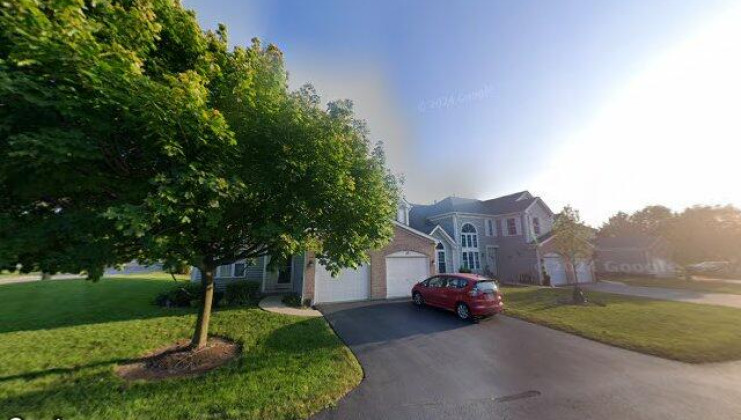 6833 chesapeake ct, gurnee, il 60031