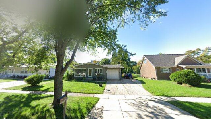 40 lexington ave, south elgin, il 60177