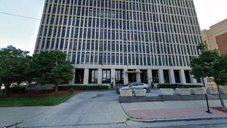 6700 s shore dr unit 22e, chicago, il 60649